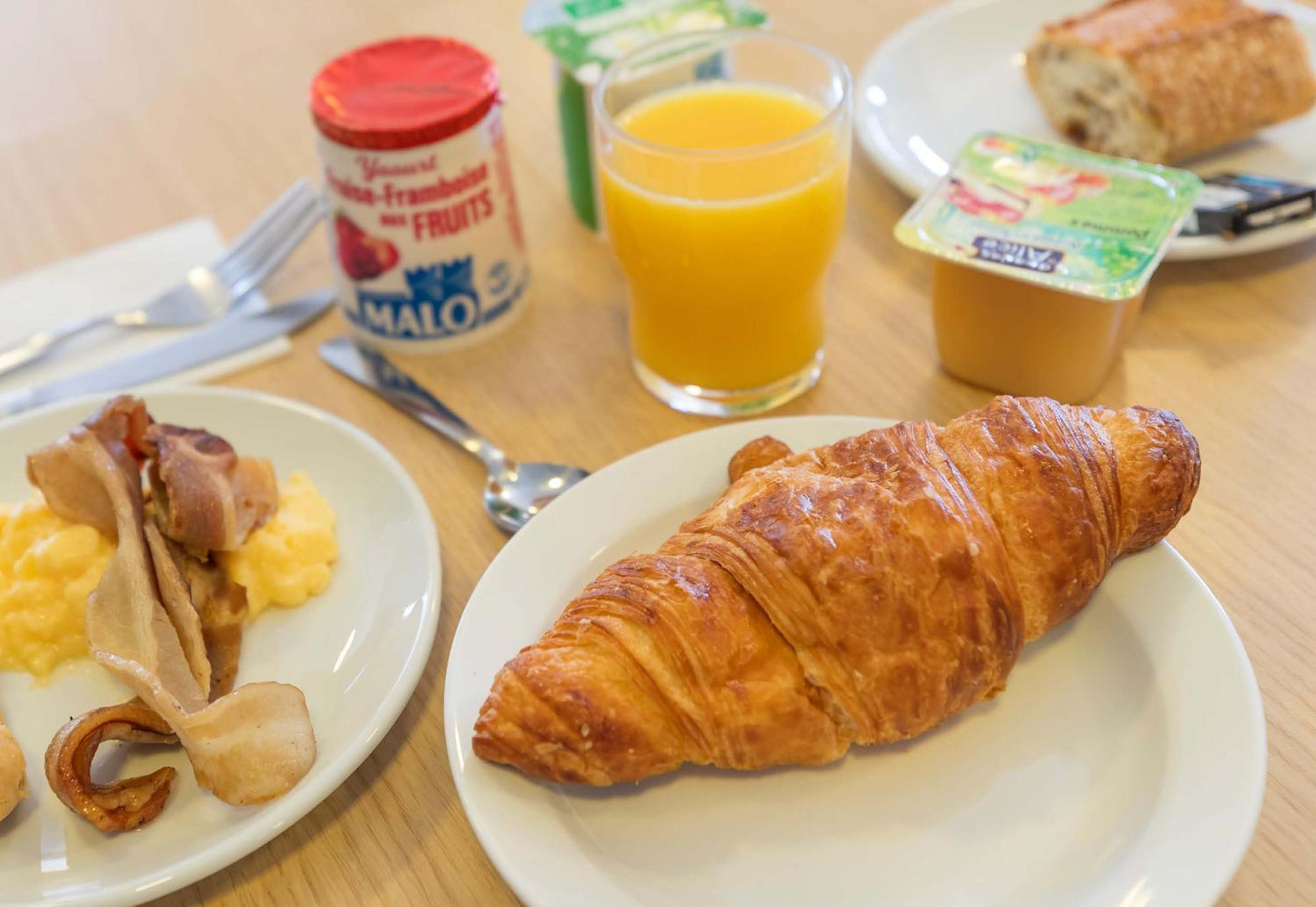 B&B Hotel Bourges 1 Екстер'єр фото