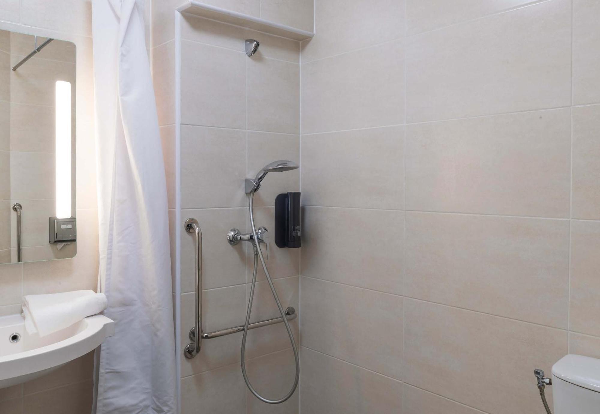 B&B Hotel Bourges 1 Екстер'єр фото