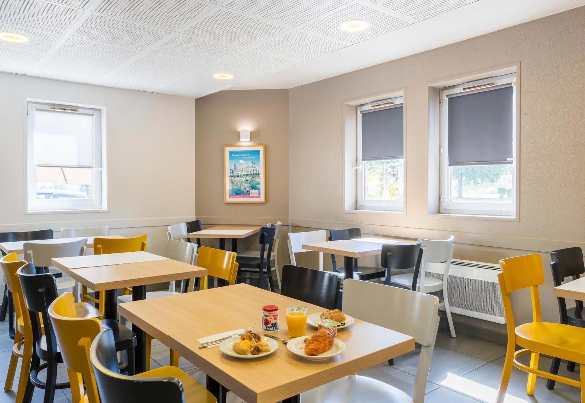 B&B Hotel Bourges 1 Екстер'єр фото